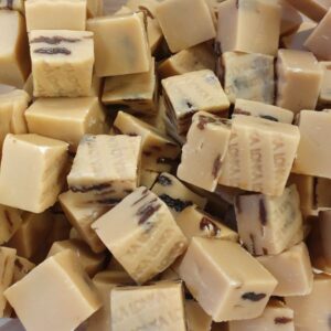 Rum and Raisin Fudge
